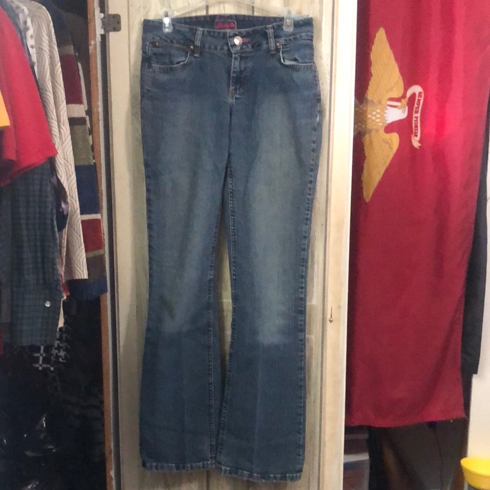 Women’s wrangler premium patch jeans, size 3/4x34